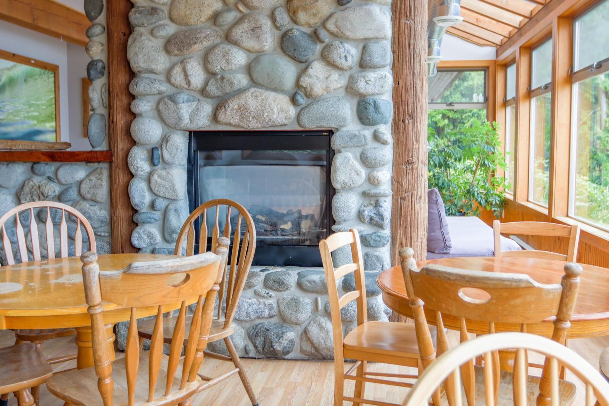 Whalers Guesthouse Tofino Exterior foto