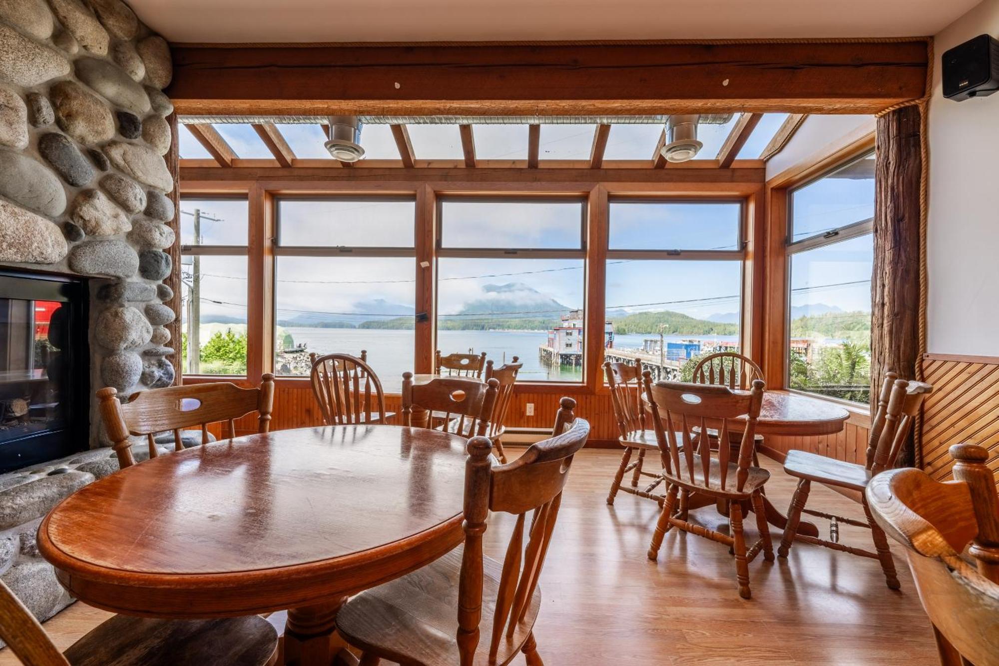 Whalers Guesthouse Tofino Exterior foto